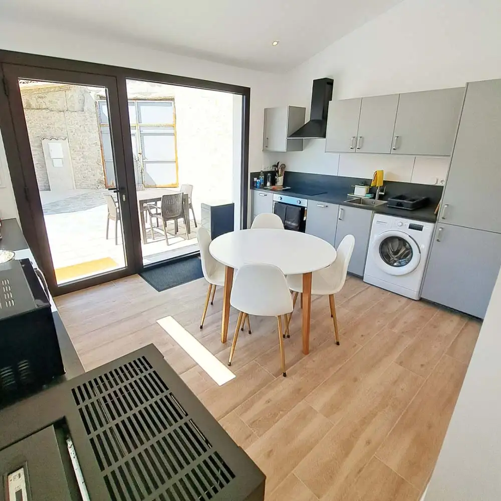 Fully Equipped Modern Kitchen Modern fully equipped kitchen including oven, fridge, freezer and washing machine.